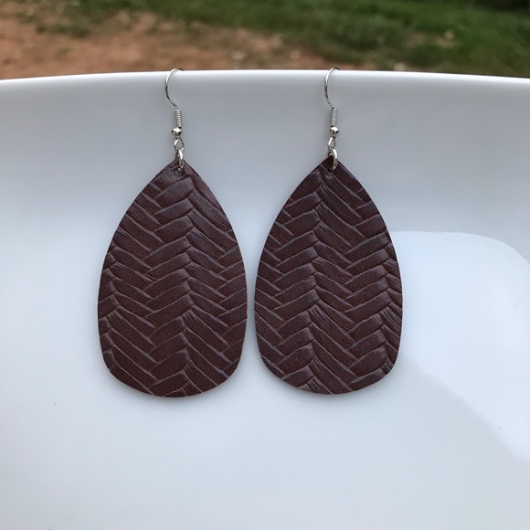 WOVEN LEATHER DROP HOOP EARRINGS - Picture 8 of 16